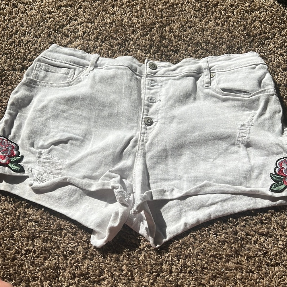 Shorts high rise with decal